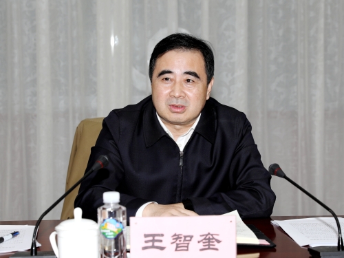 20211021  王智奎在双矿调研04 张宪臣摄