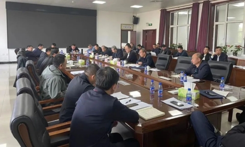 10月9日，，，，，公司采掘生产服务组到东保卫矿指导服务