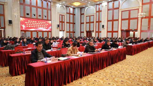 11月10日上午，，，，，，，，集团公司2023年度矿区铁路运输安全质量标准化工作会议-3